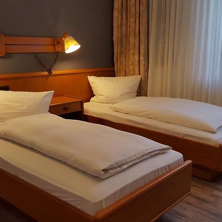 Hotel Alt Steinbach Steinbach im Taunus Extérieur photo