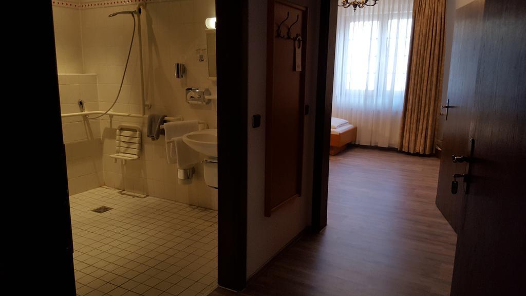 Hotel Alt Steinbach Steinbach im Taunus Extérieur photo